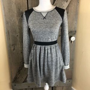 Eric + Lani Gray Dress Faux Leather Detail Medium